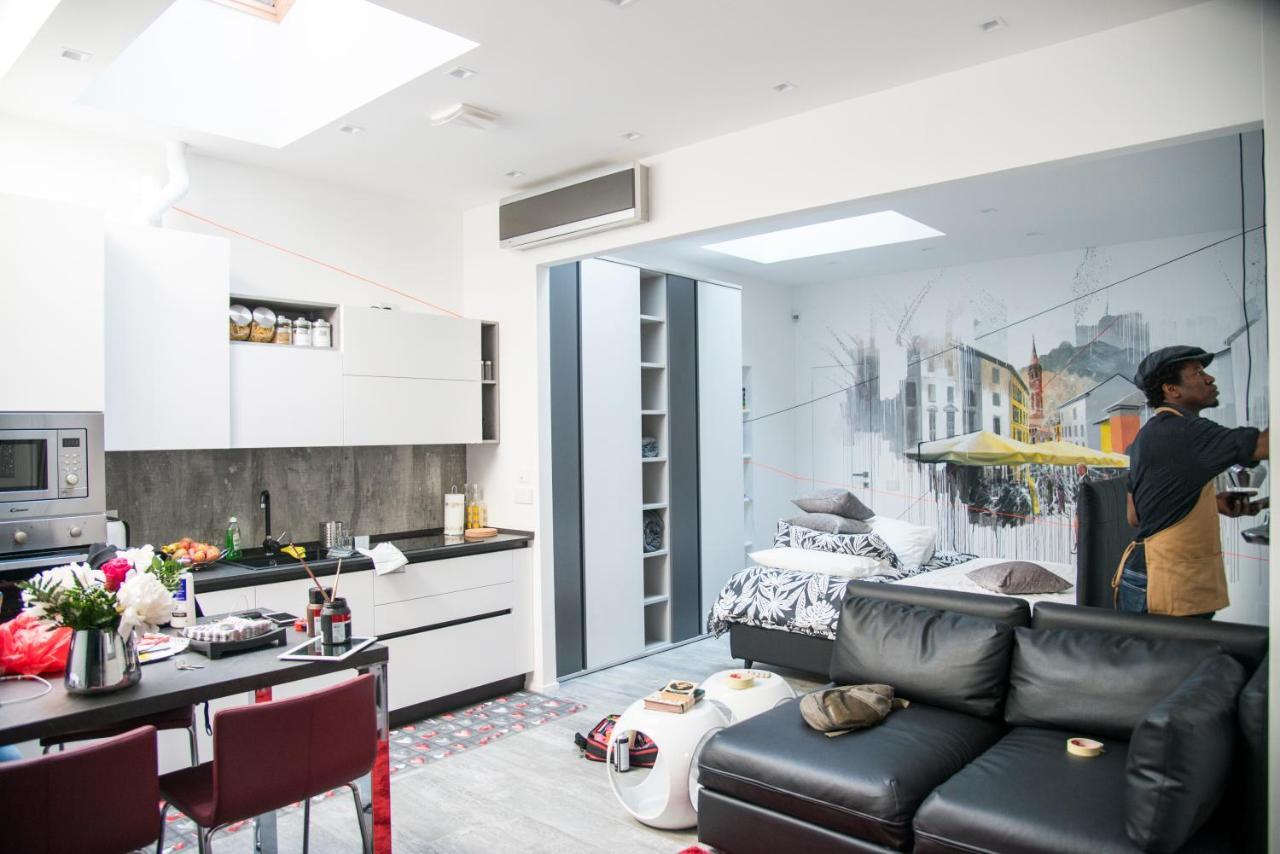 La Viscontea Apartment Леко Екстериор снимка
