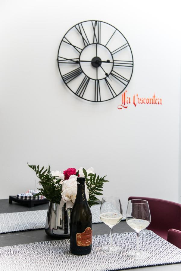 La Viscontea Apartment Леко Екстериор снимка