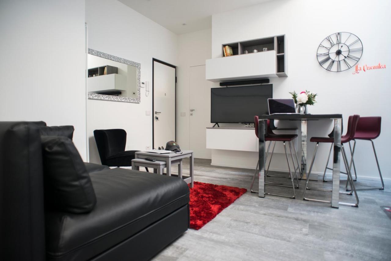 La Viscontea Apartment Леко Екстериор снимка
